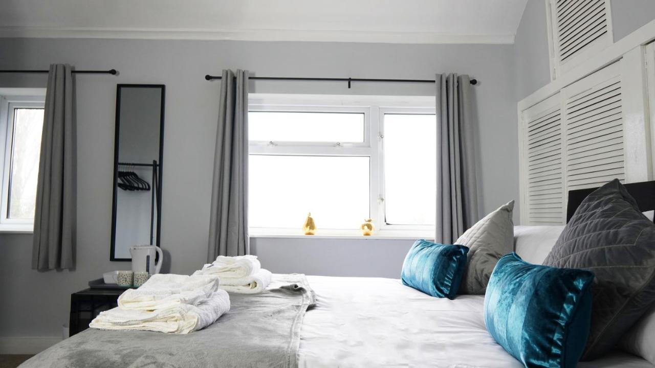 Portobello House - Four Bedroom House Perfect For Contractors - Sleeps 6 - Free Parking Wolverhampton Exterior photo